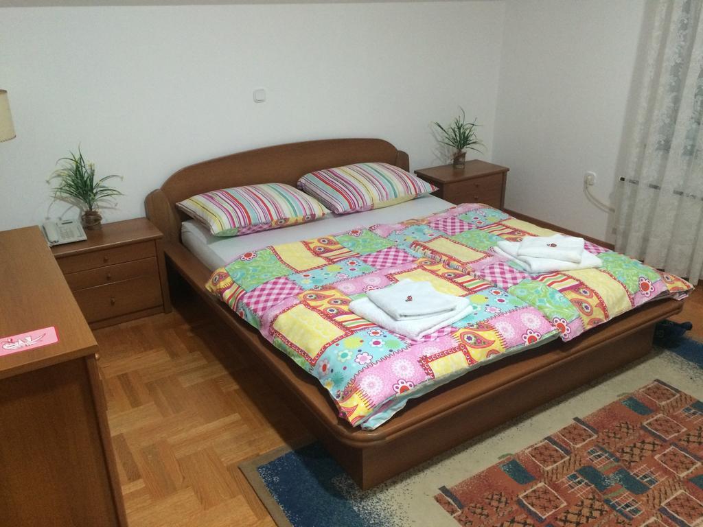 Guest House Šeperić Jastrebarsko Extérieur photo