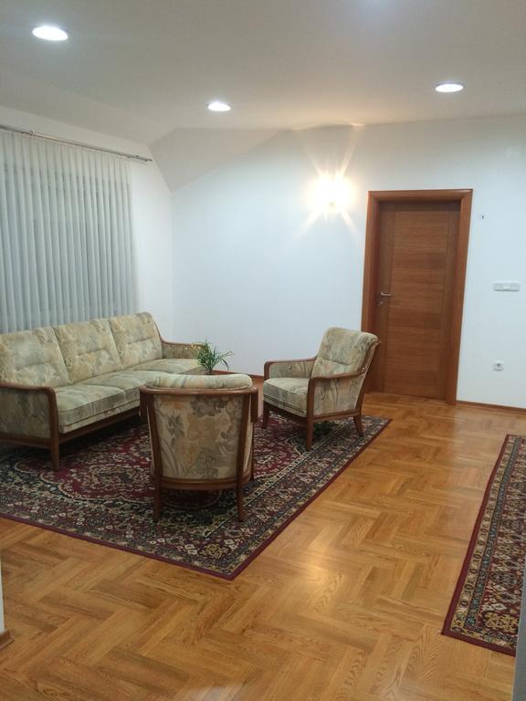 Guest House Šeperić Jastrebarsko Extérieur photo